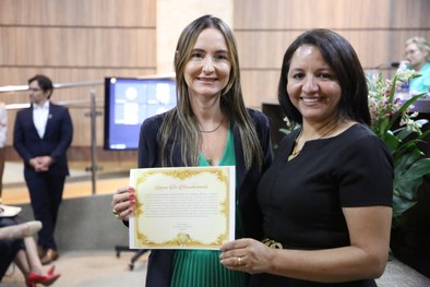 Posse das membras da ABMCJ - TO. Juíza Delícia Feitosa Ferreira Sudbrak, é empossada na Diretori...