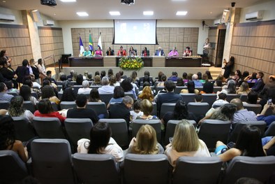 Posse das membras da ABMCJ - TO. Juíza Delícia Feitosa Ferreira Sudbrak, é empossada na Diretori...