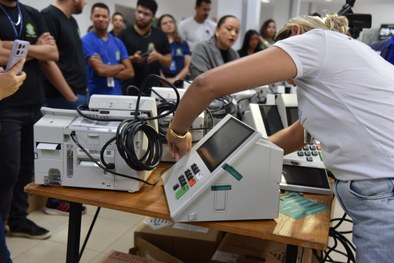 Cerimônia Pública de Carga e Lacração da Urna Eletrônica em Palmas