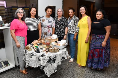 Espaço Mulher Empreendedora: promovida pelo TRE-TO, exposição exibe trabalhos criativos de servi...