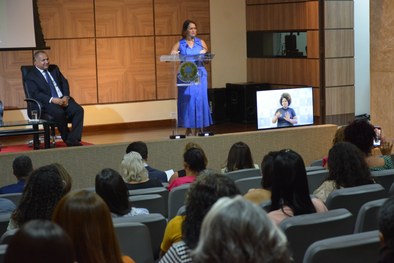 Na abertura da cerimônia, a advogada Delícia Feitosa Ferreira Sudbrack, que deixou recentemente ...