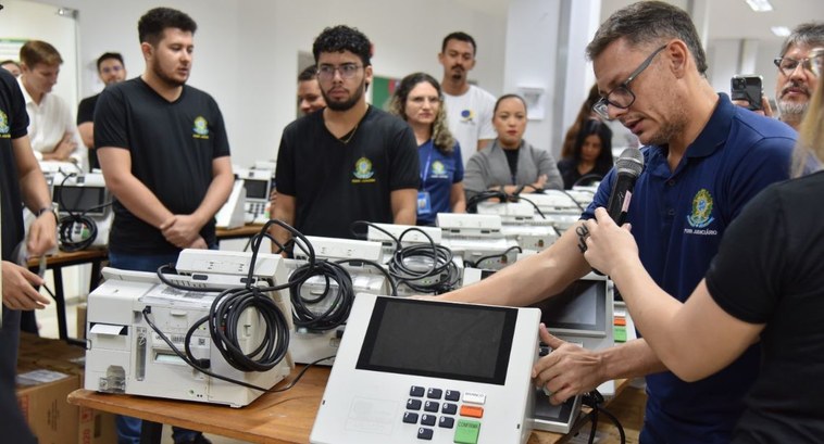 TRE-TO fará cerimônias públicas de geração de mídias, preparação e verificação das urnas eletrôn...