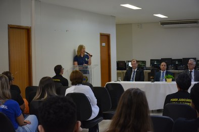 Cerimônia na 27ª Zona Eleitoral de Wanderlândia